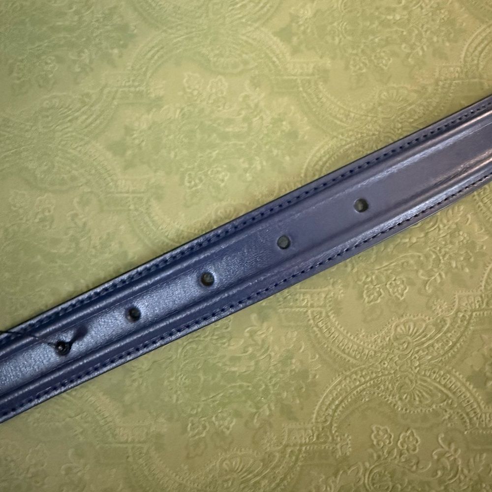 Brand new unisex Gucci Gold Buckle navy Leather Belt - Picture 8 of 9